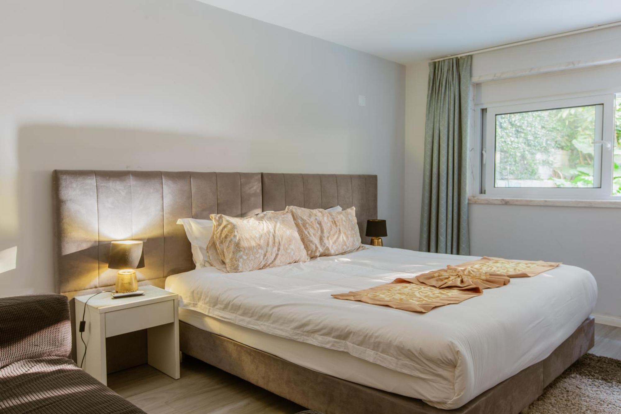竹林书屋 Apartment เซาโดมิงโกช ดิ รานา ภายนอก รูปภาพ